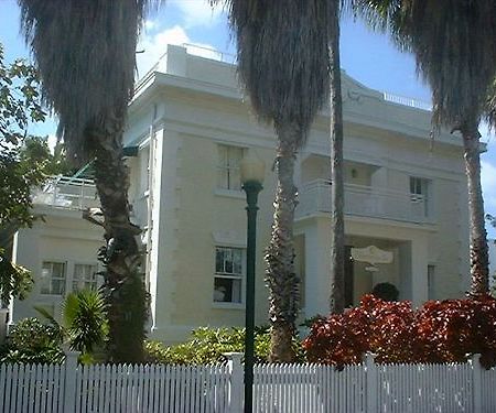 Weatherstation Inn Circa 1911 Key West Exterior foto